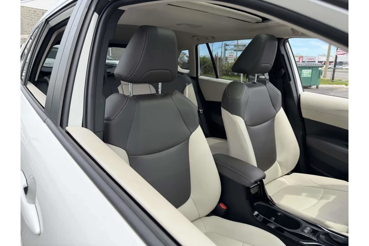 $26598 : Toyota Corolla Cross 2023 AW image 9