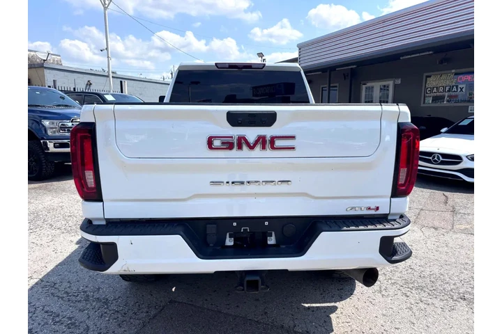 2023 GMC Sierra 2500HD 4WD Cr image 4