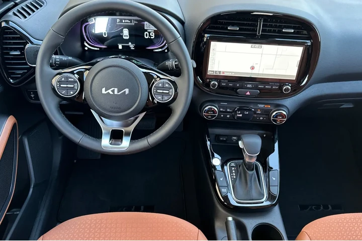 $27360 : New 2025 Soul EX image 10