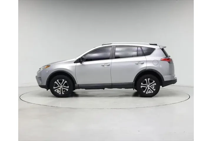 $17998 : Toyota RAV4 2018 LE 4dr SUV image 3