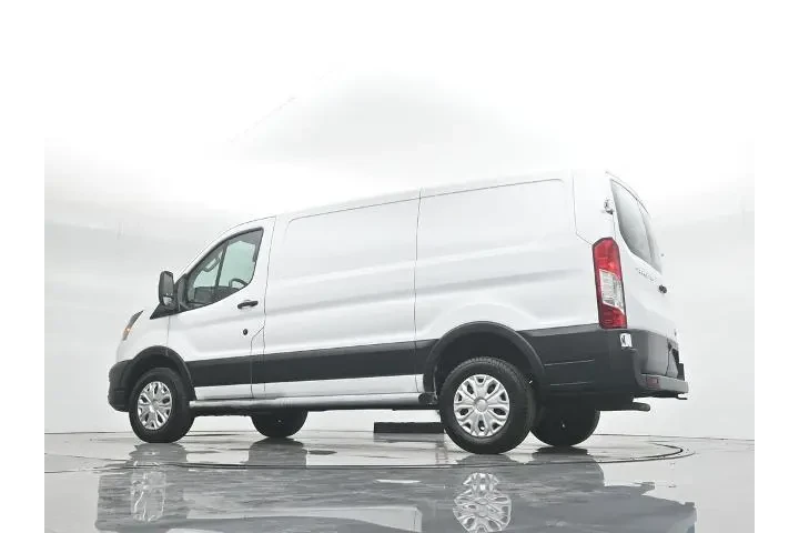 $34900 : Ford Transit 2023 250 3dr SW image 3