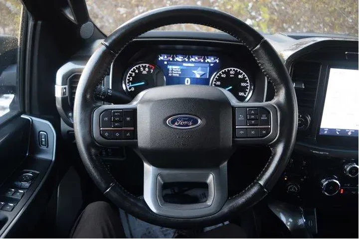 $37000 : Ford F-150 2022 4x4 XLT 4dr image 4