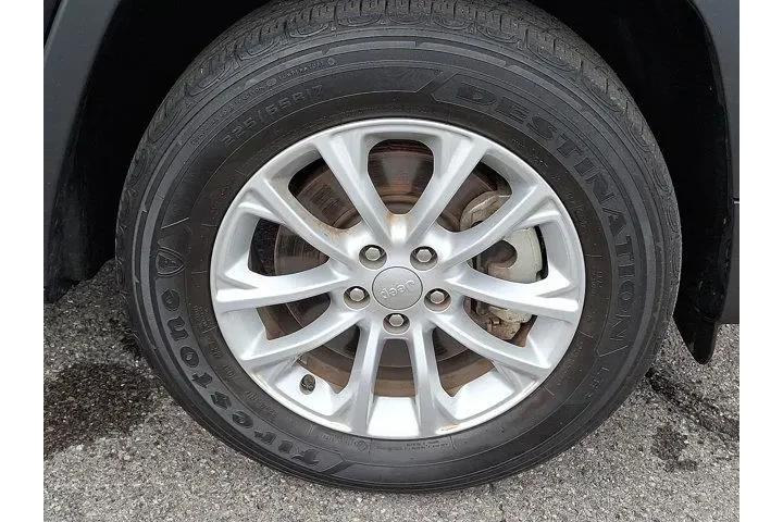 $25993 : Jeep Cherokee 2022 4x4 Latit image 8