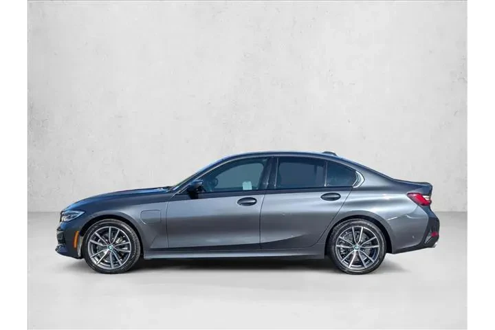 $24955 : BMW 3 Series 2021 AWD 330e x image 9