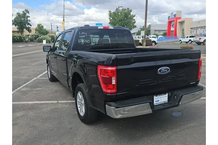 $31000 : Ford F-150 2023 4x2 XL 4dr S image 6