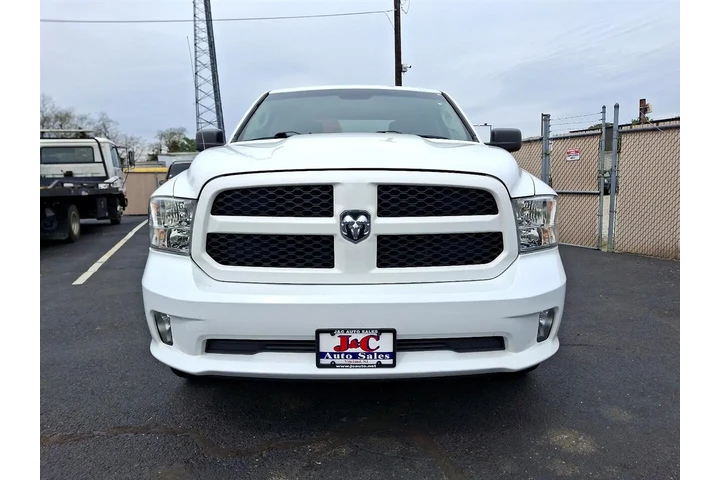 $18600 : 2019 RAM 1500 Classic Tradesm image 2