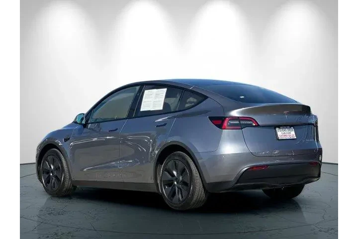 $39998 : Tesla Model Y 2024 AWD Long image 6