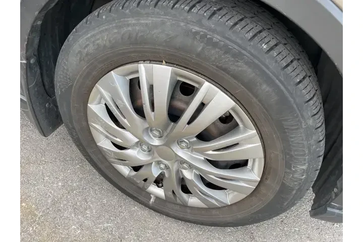 $18900 : Toyota C-HR 2021 LE 4dr Cros image 5