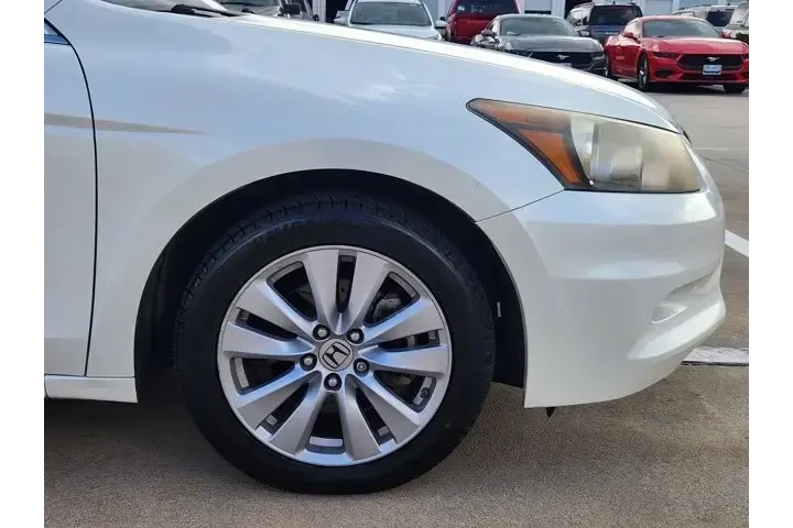 $10995 : Honda Accord 2011 EX-L V6 4d image 8