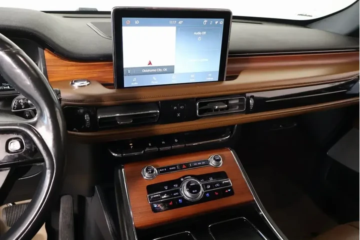 $33999 : Lincoln Aviator 2021 AWD Res image 5