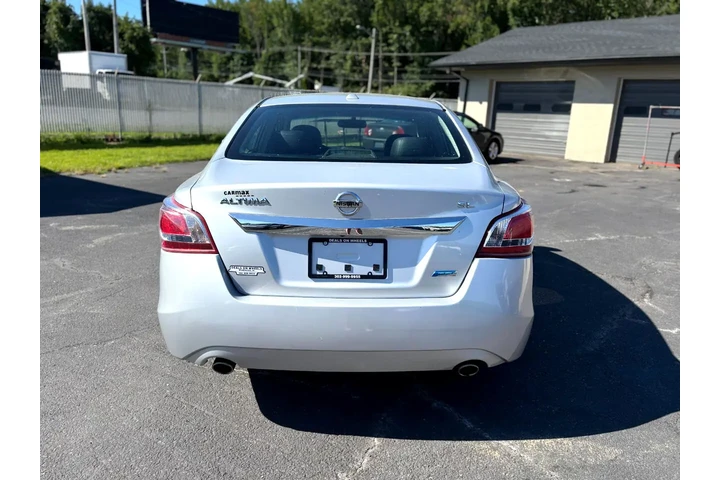 $10495 : 2013 Altima image 3