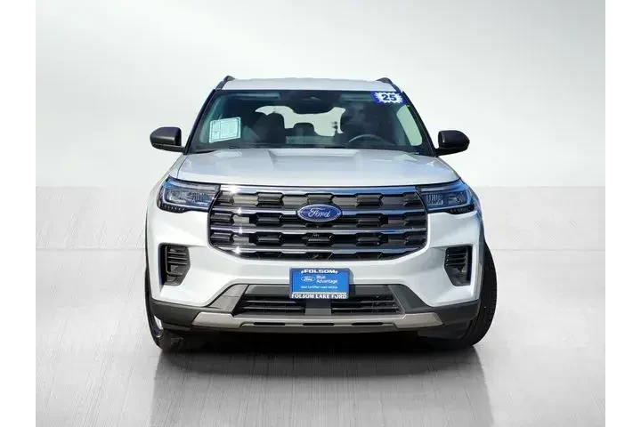 $37208 : Ford Explorer 2025 Active 4d image 2