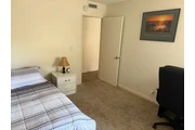 $1350 : Rento habitacion con baño thumbnail