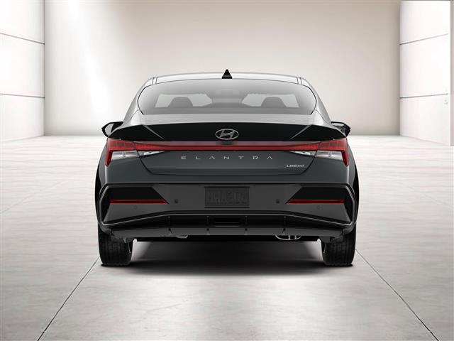 $28415 : New  Hyundai ELANTRA Limited image 6