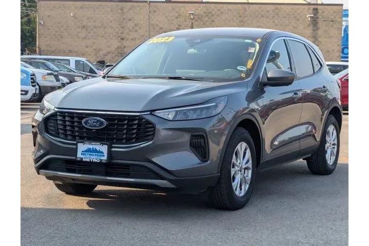 $25217 : Ford Escape 2023 AWD Active image 8