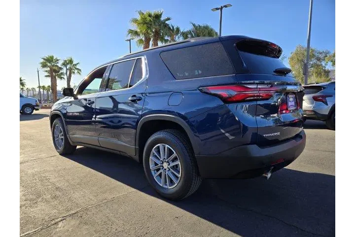 $32995 : Chevrolet Traverse 2022 LT C image 4