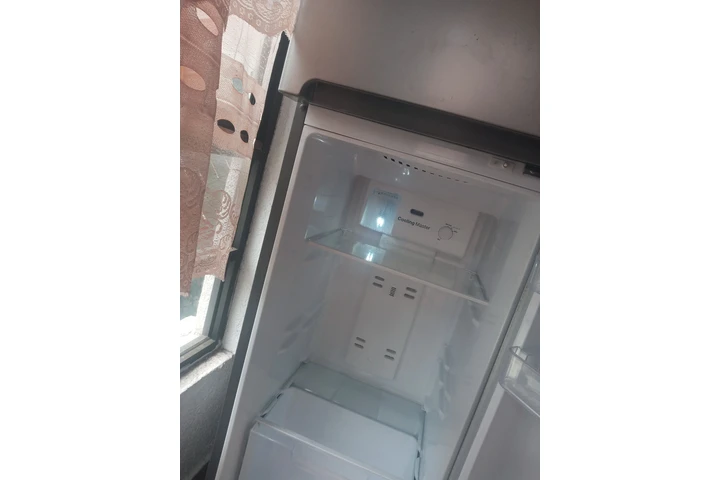 $3000 : Refrigerador Daewoo image 2