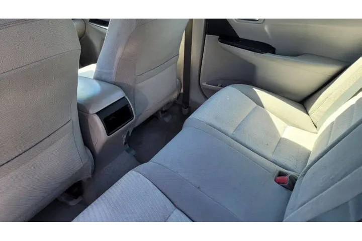 $13995 : 2015 Camry LE image 9
