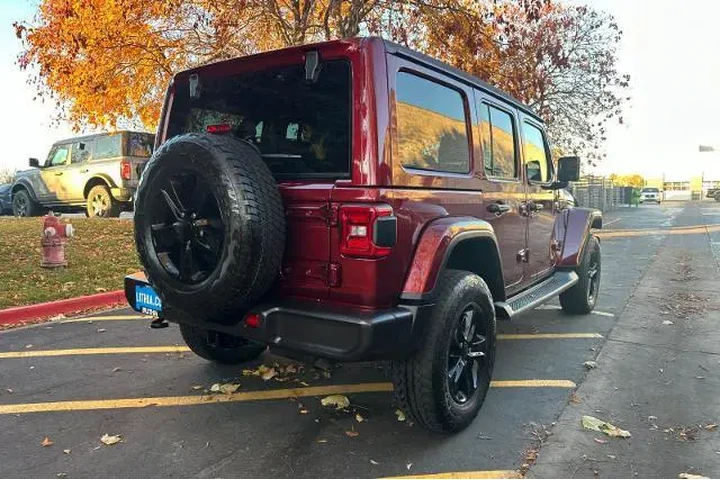 $37995 : Jeep Wrangler Unlimited 2022 image 2