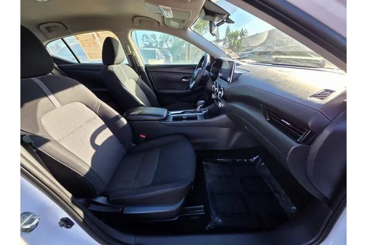 $15990 : Nissan Sentra 2024 SV 4dr Se image 8