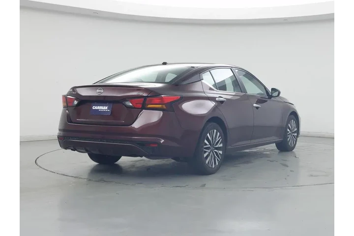 $21998 : Nissan Altima 2024 2.5 SV 4d image 8