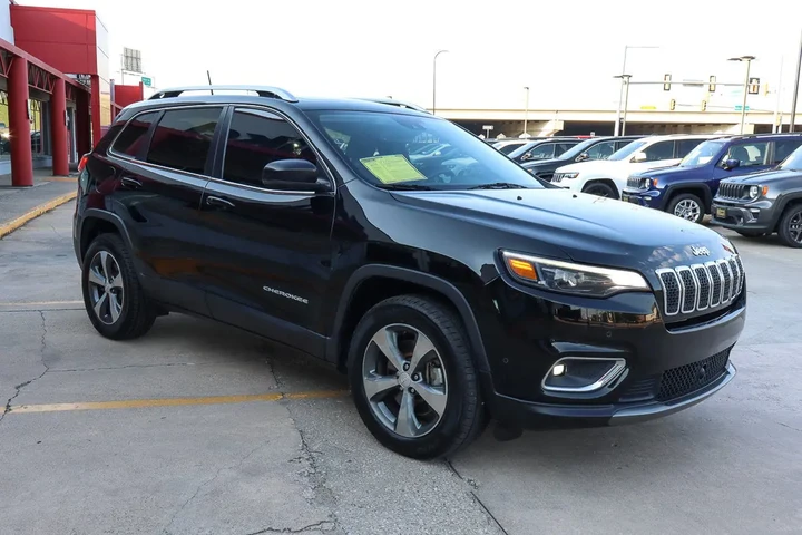 $16949 : 2019 Cherokee Limited image 4