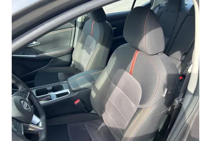 $20981 : Nissan Sentra 2025 SR 4dr Se image 8