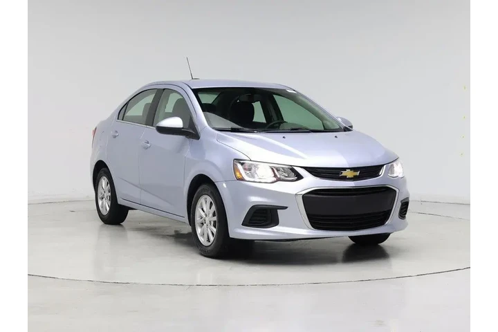 $13998 : Chevrolet Sonic 2017 LT Auto image 1
