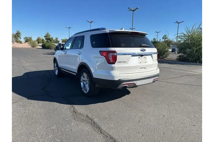 $16095 : Ford Explorer 2017 AWD Limit image 4