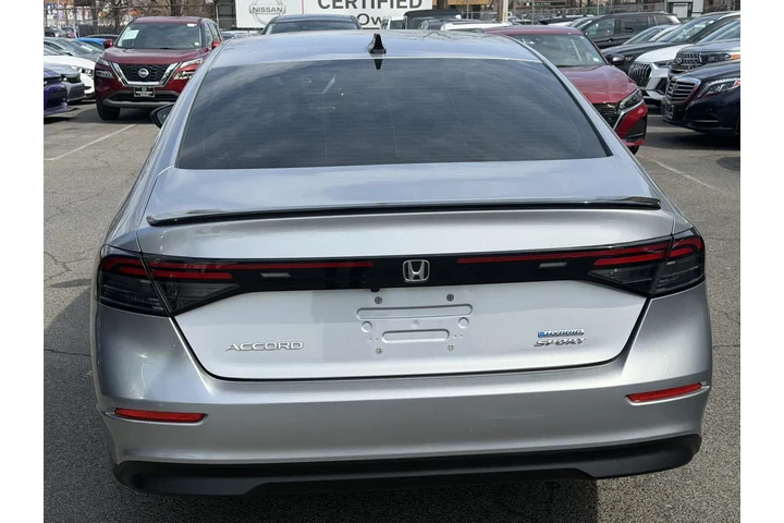 $24990 : Honda Accord Hybrid 2023 Spo image 6
