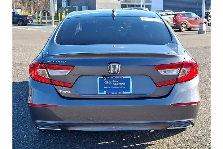 $17788 : Honda Accord 2018 LX 4dr Sed image 5