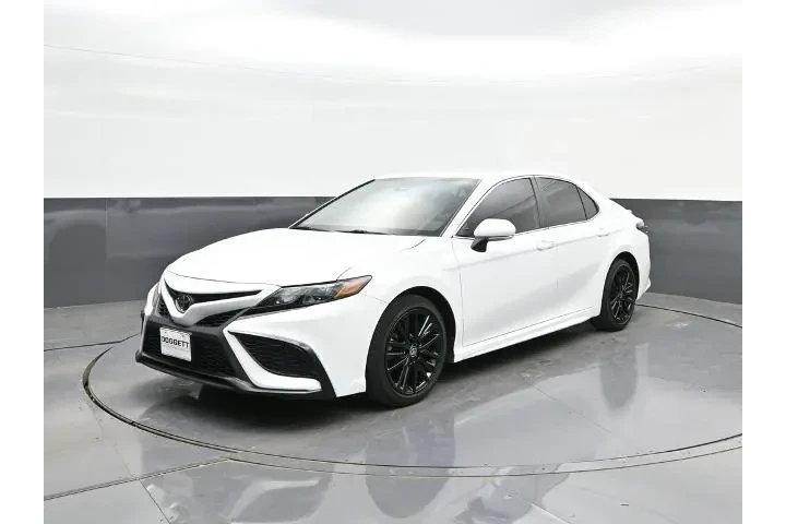 $24465 : Toyota Camry 2023 SE 4dr Sed image 1