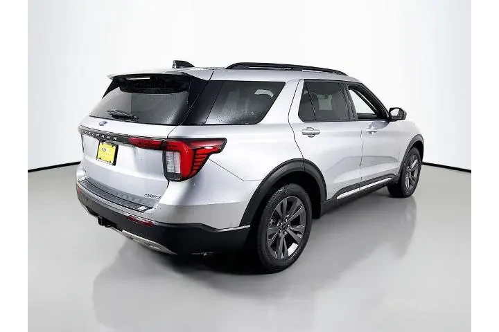 $40000 : Ford Explorer 2025 AWD Activ image 7