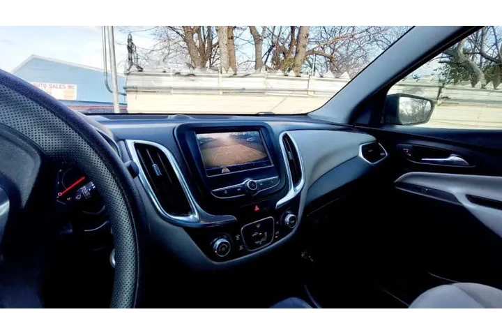 $12990 : 2020 Equinox LS image 8