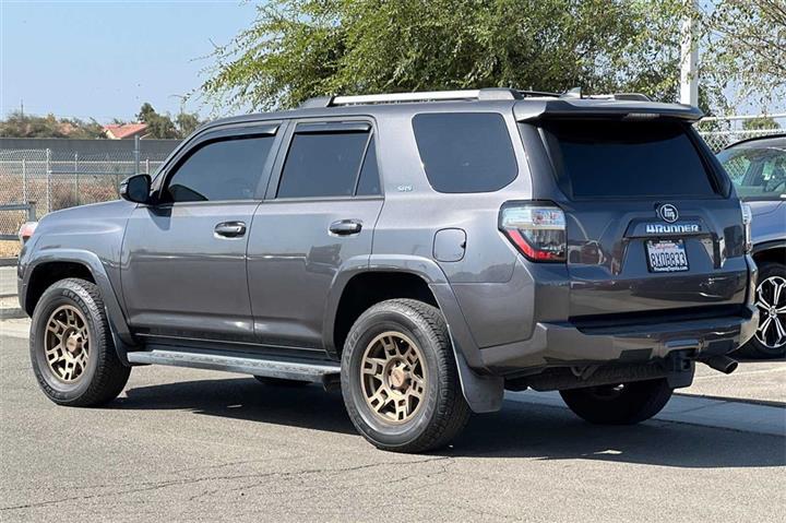 $36100 : 4Runner SR5 Premium image 7