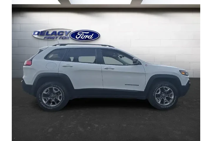 $18280 : Jeep Cherokee 2019 4x4 Trail image 6