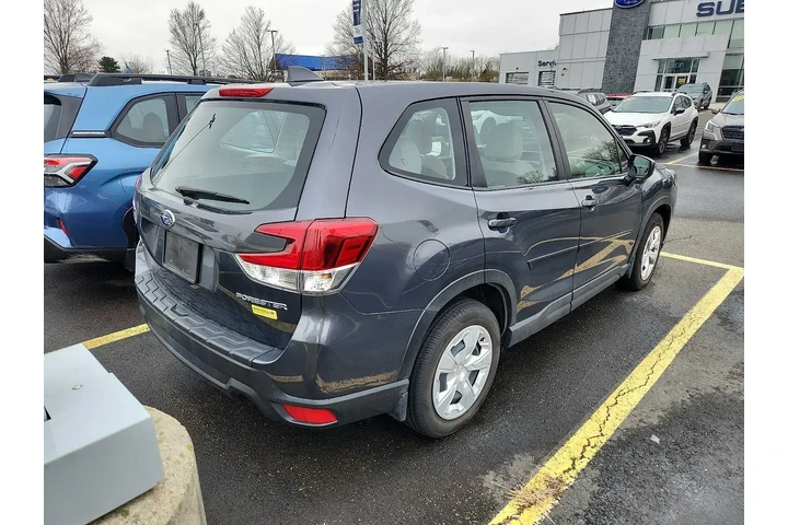 $23995 : Subaru Forester 2022 AWD Bas image 6