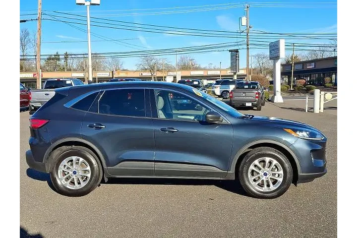 $20495 : Ford Escape 2022 AWD SE 4dr image 7