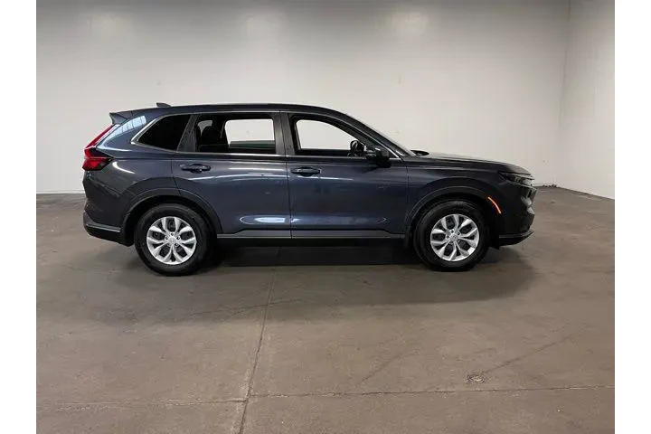 $30478 : Honda CR-V 2025 LX 4dr SUV image 2