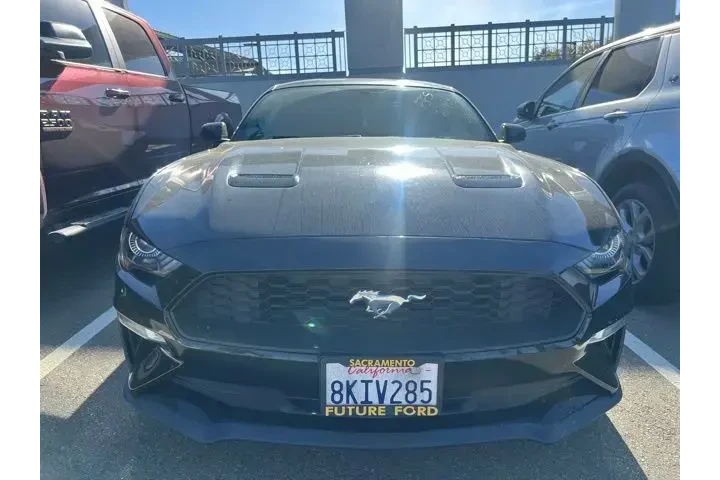 $19988 : Ford Mustang 2018 EcoBoost P image 2