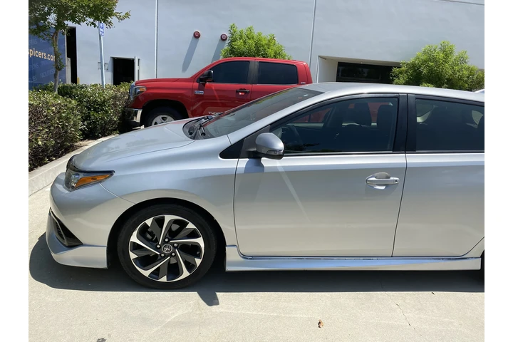 $9750 : Toyota Corolla im 2017 image 3