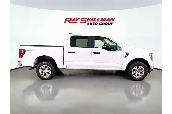 $35350 : Ford F-150 2023 4x4 XLT 4dr image 8