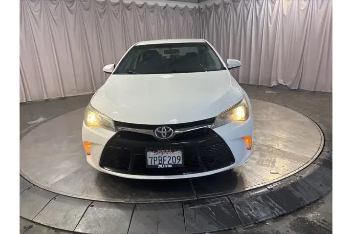 $12999 : Toyota Camry 2016 SE 4dr Sed image 2