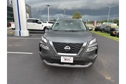 $24000 : Nissan Rogue 2023 SV 4dr Cro thumbnail