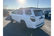 $34000 : Toyota 4Runner 2019 4x4 SR5 thumbnail