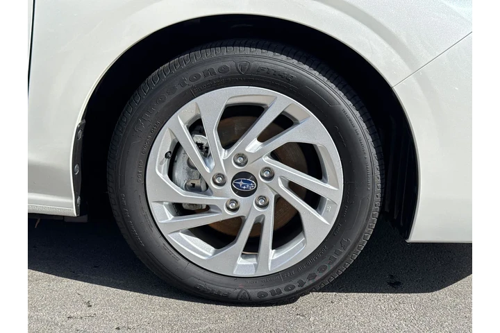 $22998 : Subaru Impreza 2025 AWD Base image 4