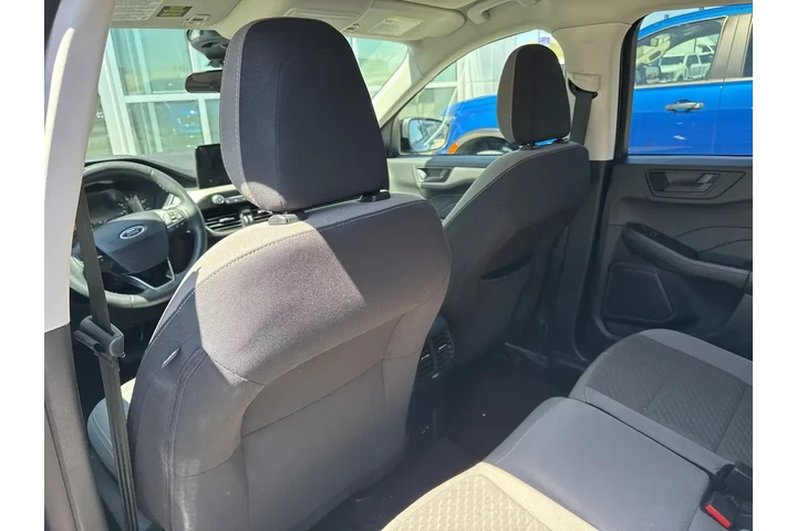$18500 : Ford Escape 2022 SE 4dr SUV image 8