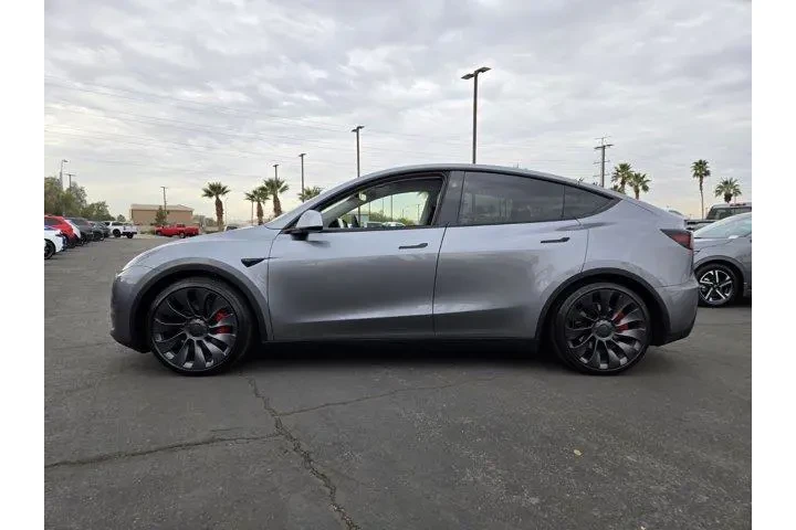 $39992 : Tesla Model Y 2024 AWD Perfo image 3