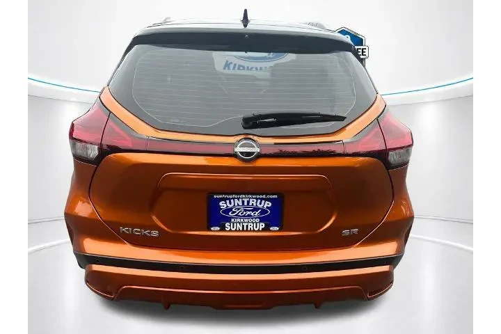 $19598 : Nissan Kicks 2023 SR 4dr Cro image 8