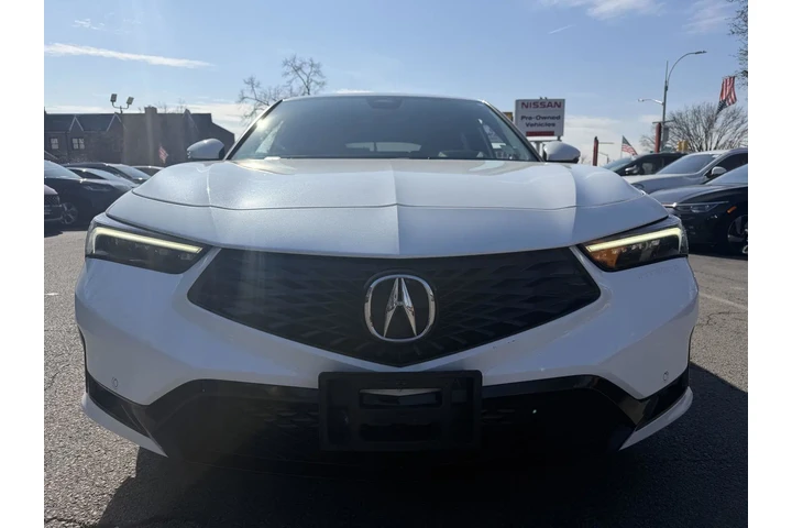 $27990 : Acura Integra 2024 4dr Liftb image 2